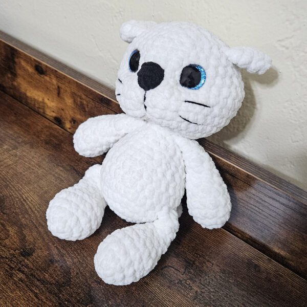 Crochet White Kitty Plushie - Image 2